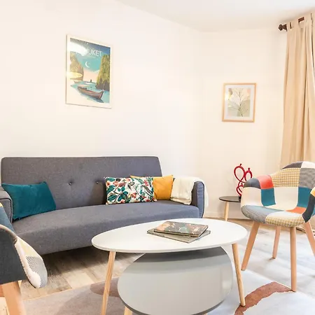 Charming House With Terrasse - 5 Guests Appartamento Parigi