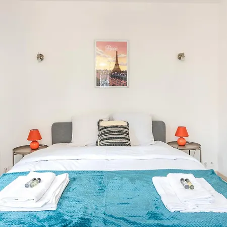 Charming House With Terrasse - 5 Guests Parigi