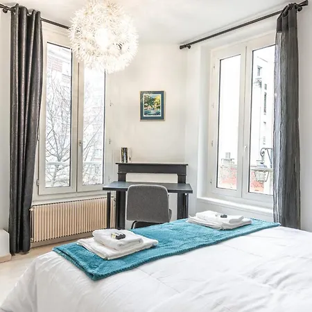 Apartment Charming House With Terrasse - 5 Guests Paris